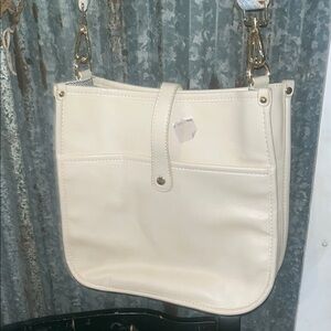 Elegant Cream Shoulder Bag
